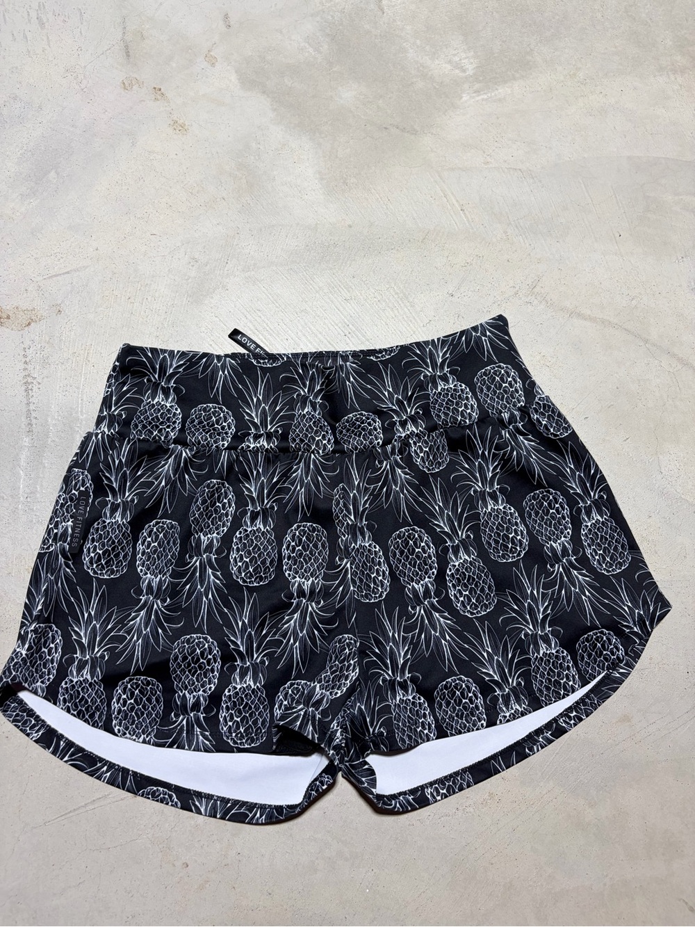 Love fitness Women's Black Pineapple Print Athletic Shorts medium